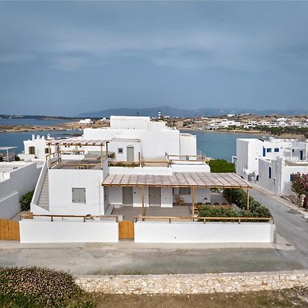 Siora Of Paros - Malatesta & Piccolo Naousa  Luaran gambar